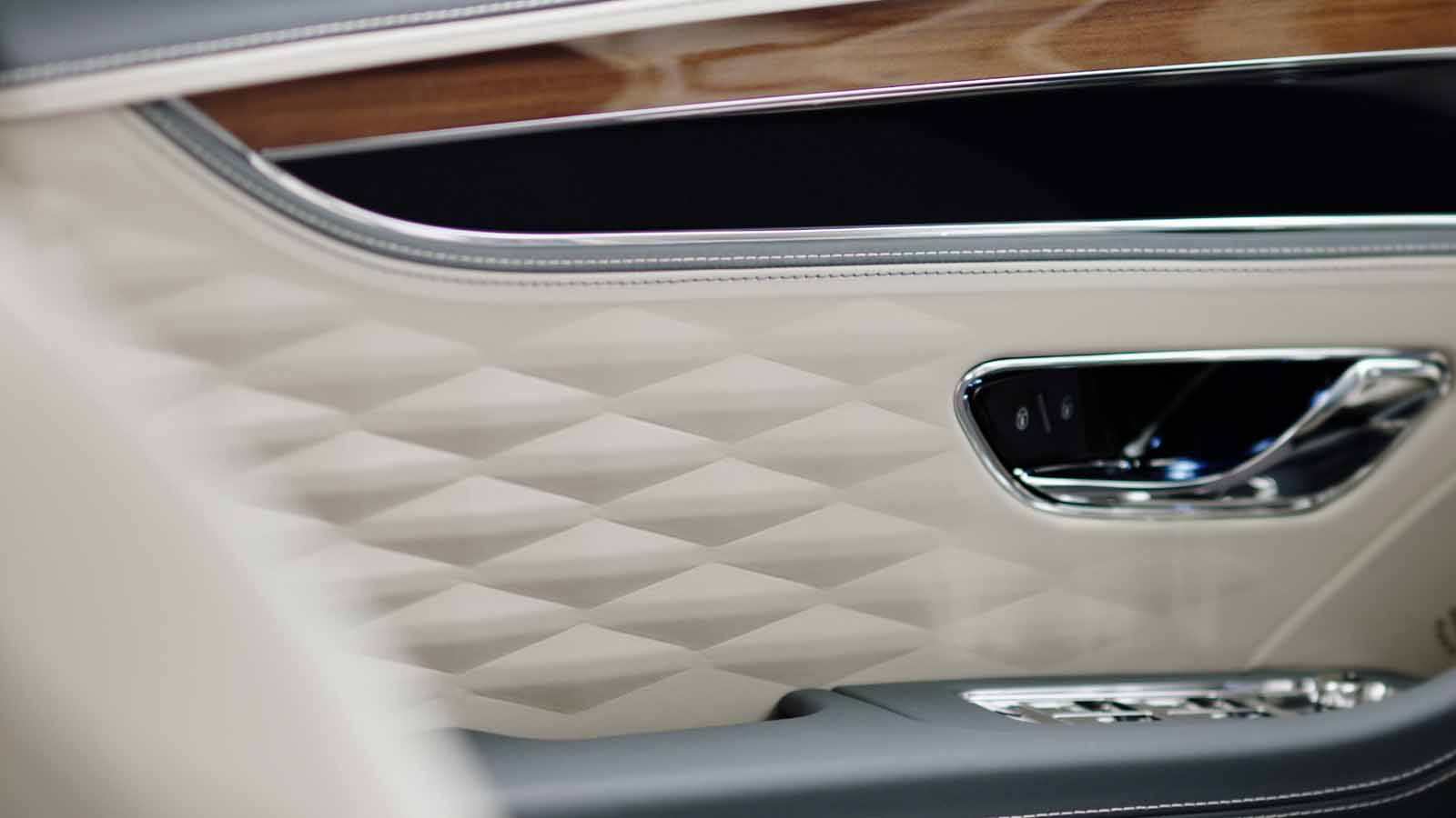New flying spur 3d leather 2
